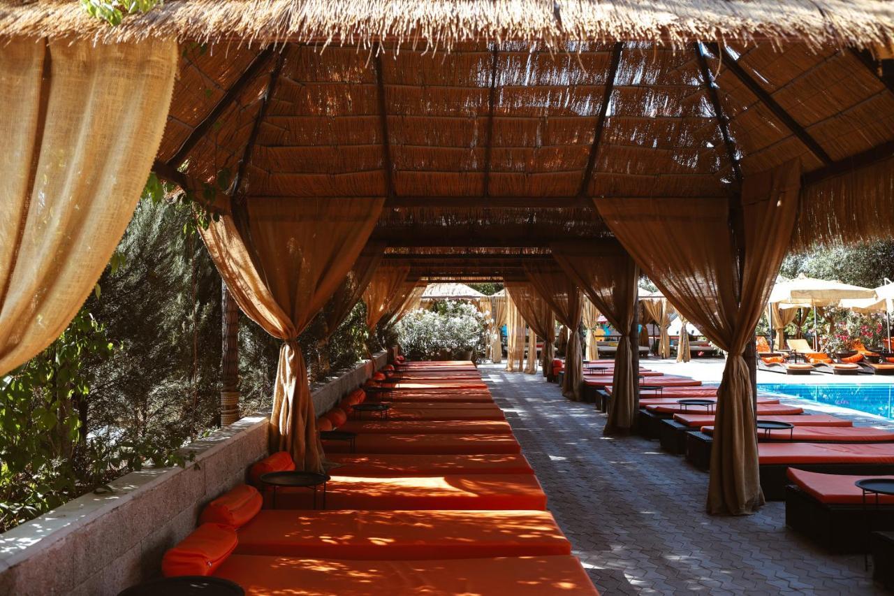 Cross Resort Hotel Erevan Esterno foto
